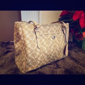Coach Shoulder Bag